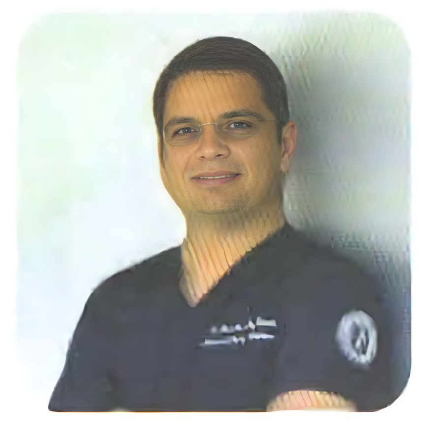 Dr. Oscar Diaz Botello